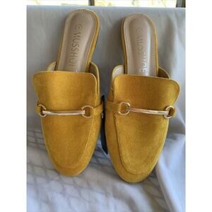 Musshoe Mules Yellow/gold Slip Ons Womens Size 5 NWT